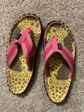 Bearfoot Pink Strap Flip Flops with Yellow Leopard Footbed